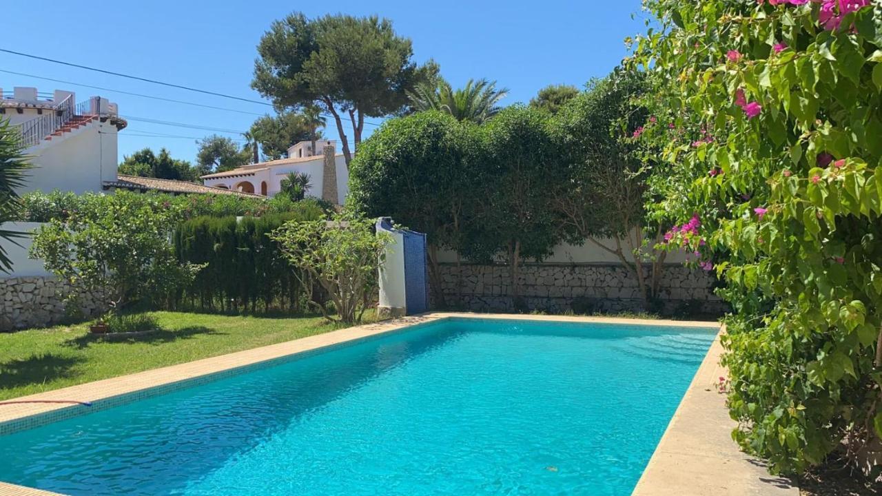 Beautiful Villa With Pool, Barbecue, And Garden خافييا المظهر الخارجي الصورة