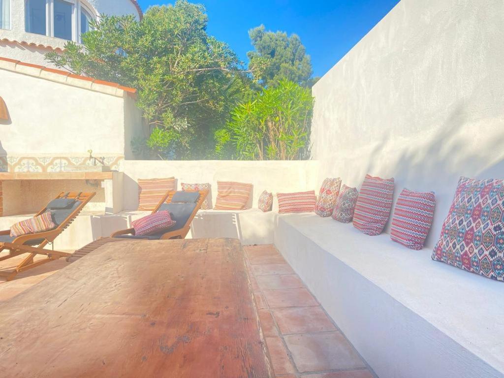 Beautiful Villa With Pool, Barbecue, And Garden خافييا المظهر الخارجي الصورة